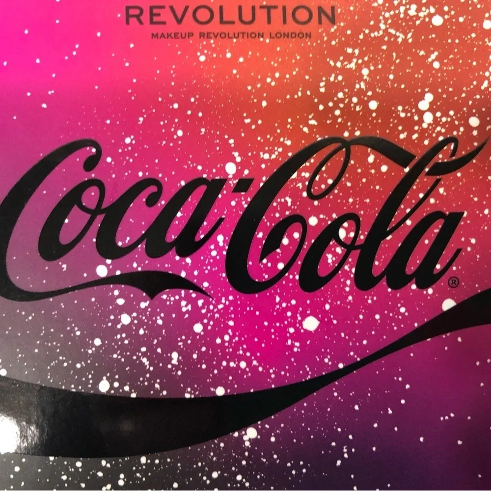 Revolution Coca Cola Mini Shadow Palette NEW